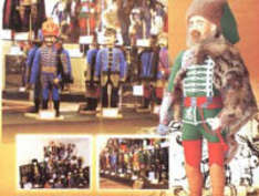 Trachtenpuppen-Museum eröffnet