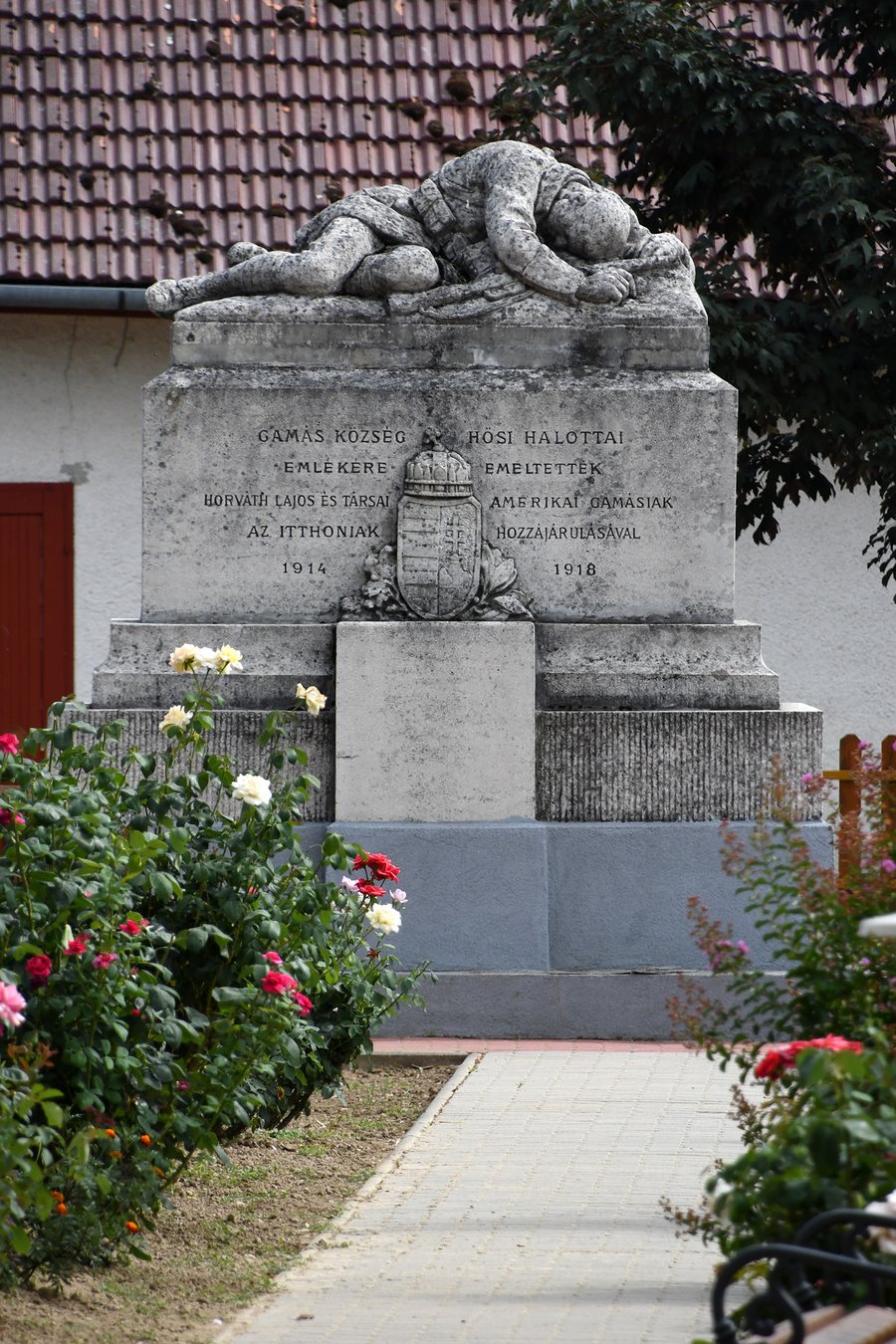 File:Gamás, első világháborús emlékmű 2021 01.jpg