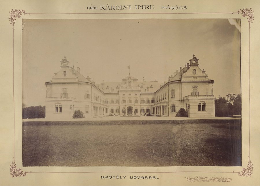 File:Csongrád megye, Nagymágocs, Károlyi-kastélyegyüttes előlnézete. 1900 körül Fortepan 83253.jpg