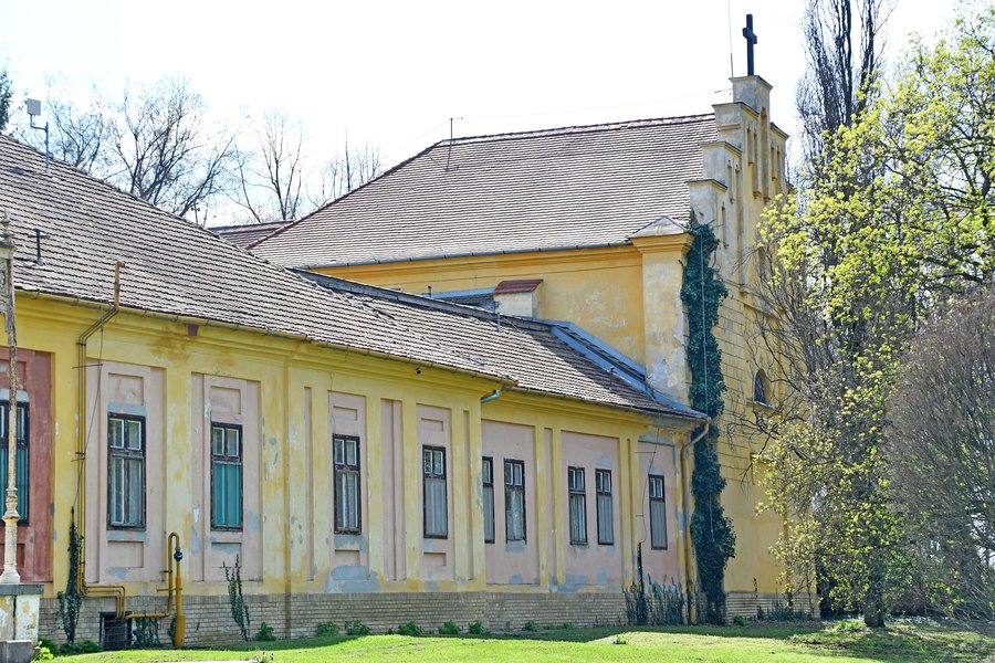 Andrássy–Almásy mansion in Kétegyháza