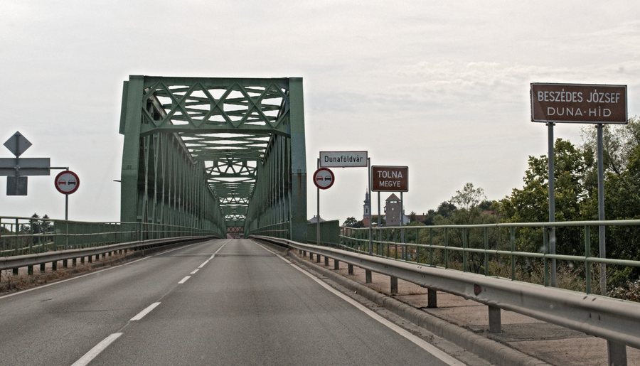 Beszédes József bridge across the Danube at Solt